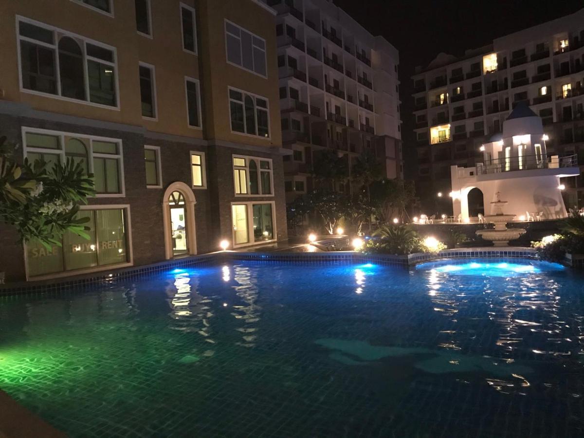 Arcadia Beach Continental Pattaya Exterior photo