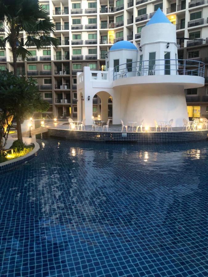Arcadia Beach Continental Pattaya Exterior photo